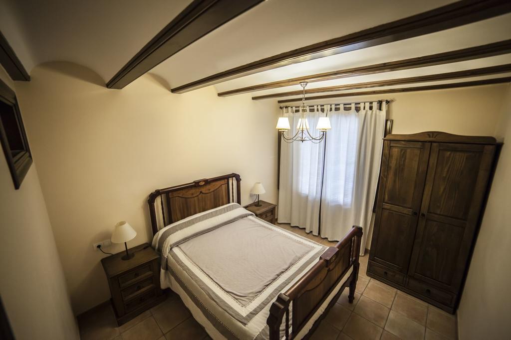 Apartamentos Cine Capicol อัลบาร์ราซิน ภายนอก รูปภาพ