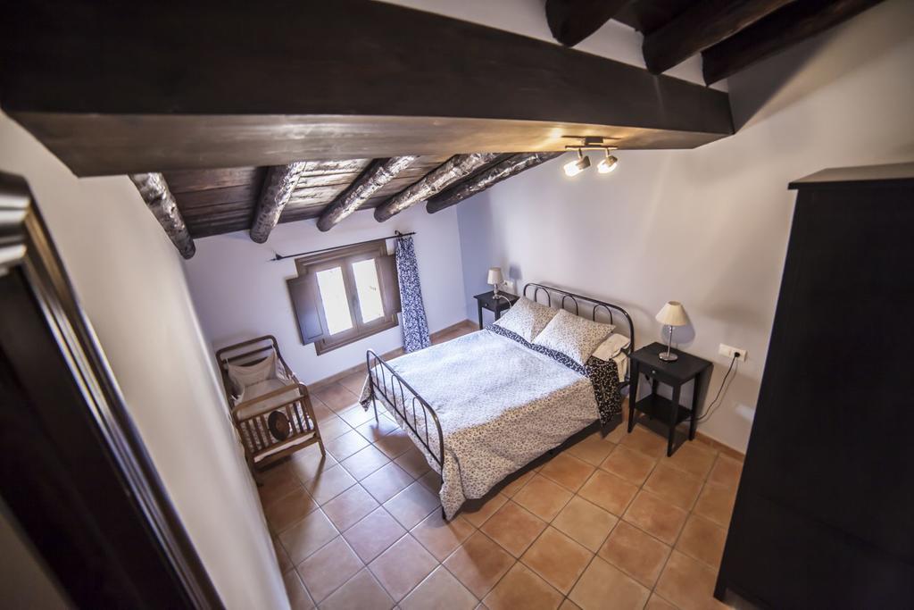 Apartamentos Cine Capicol อัลบาร์ราซิน ภายนอก รูปภาพ