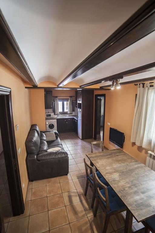 Apartamentos Cine Capicol อัลบาร์ราซิน ภายนอก รูปภาพ